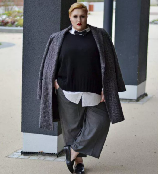 Источник фото : https://thecurvyfashionista.com