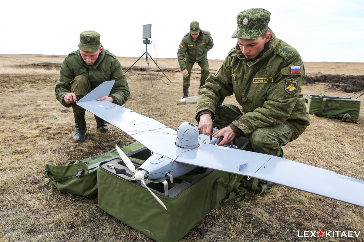 Бпла орлан-30. Орлан-10 беспилотный летательный аппарат. Бпла калашников зала. Орлан 10. Бпла орлан ударный.