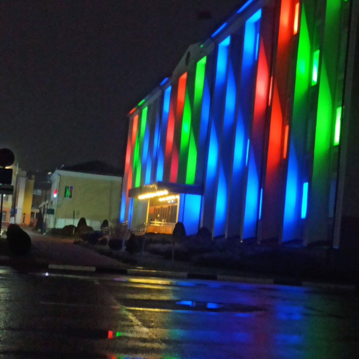 Жизнь и отношения это всегда много цветов и красок