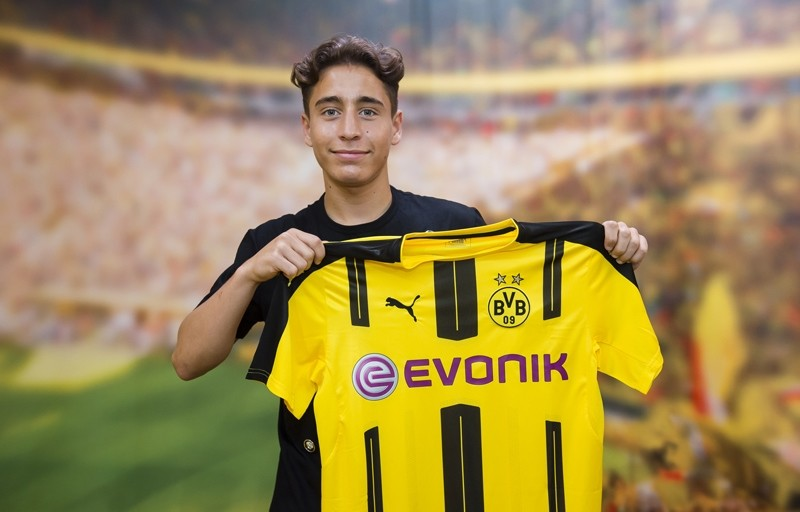 Источник: https://www.dailysabah.com/football/2016/06/07/turkeys-wonderkid-emre-mor-signs-16m-deal-with-borussia-dortmund