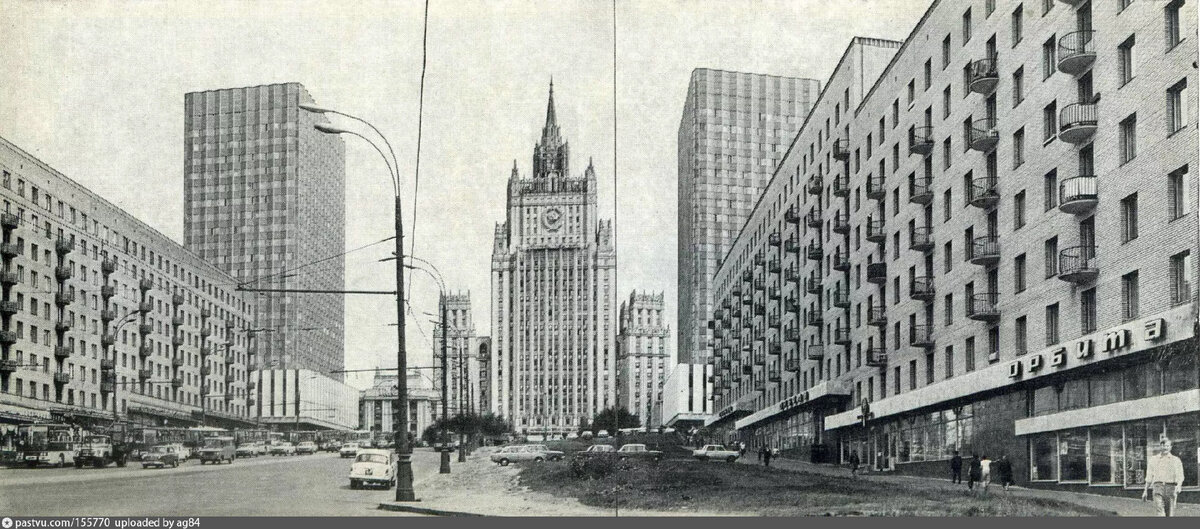 Смоленская площадь в москве