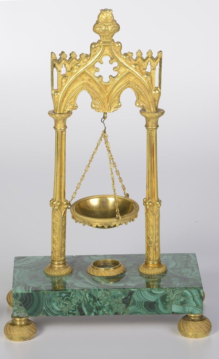 Сэй классическая политическая экономия. Древние вещи. Сей предмет. Сей предмет. Старинный безмен кантарик.