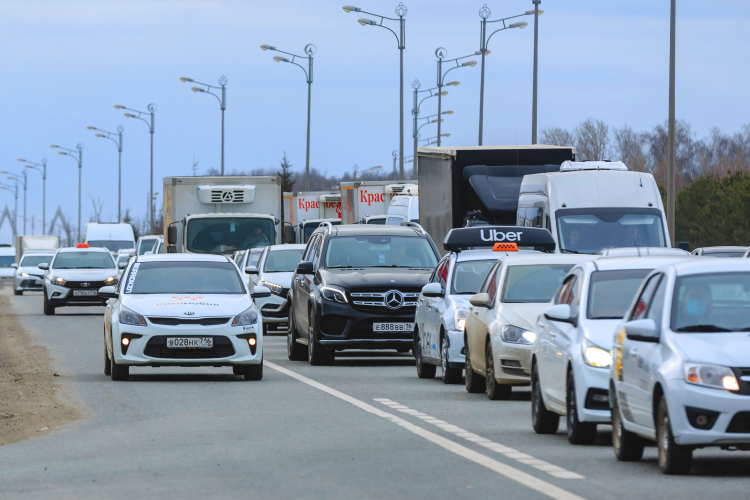    «Заявленных планов на строительство в несколько раз больше, чем может переварить дорога» Фото: «БИЗНЕС Online»