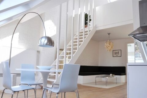  Стиль лофт преображает заброшенное промышленное помещение в прекрасную квартиру