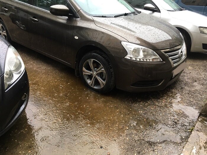 
Может ли это быть связано с выбросом химических веществ в Армянске, информпорталу рассказал руководитель общественной экологической организации Крыма "Экология и мир" Виктор Тарасенко. 
