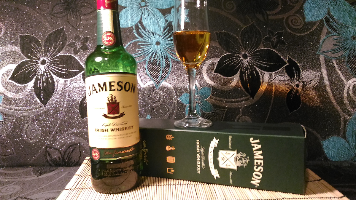 The galtee mountain boy irish whiskey. Виски Джемесон 40% 0,5 л Ирландия. Джемисон 3 литра. Jameson виски 4.5 литра. Виски Jameson 4,5 л/1 шт 40%.