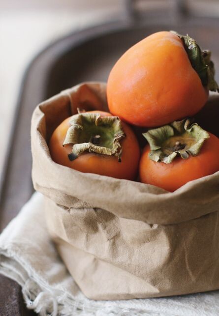 Хурма, пища богов. Источник изображения Pinterest