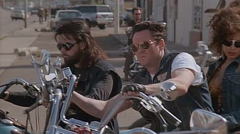 "В погоне за тенью"/"Вне закона" (Beyond the law)