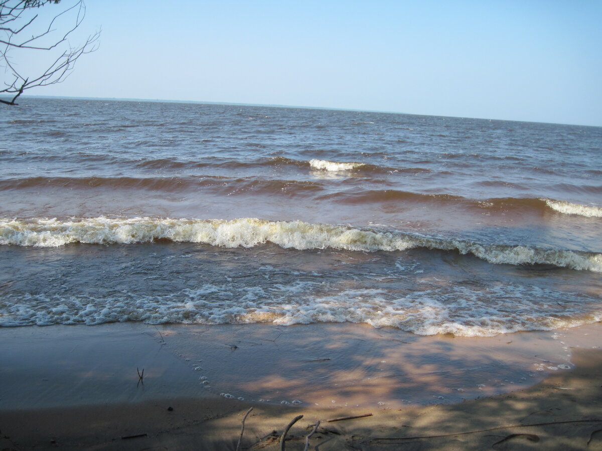 Рыбинское водохранилище волны