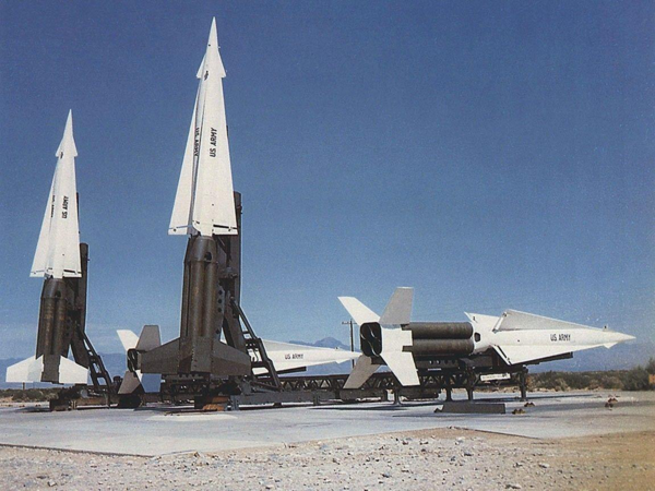 Огневая позиция ЗРК "Nike-Hercules"