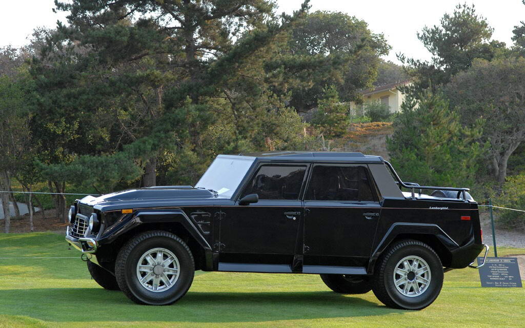 Грузовика Lamborghini lm002