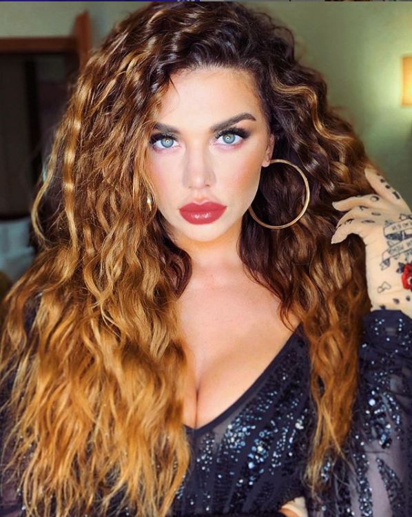 Анна Седакова фото с Instagram