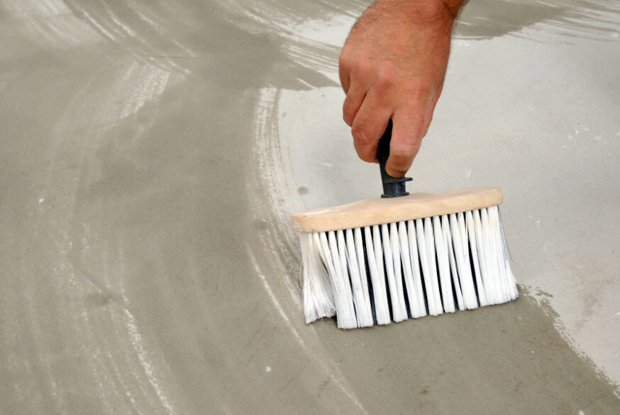 Фото: guruotdelki.ru/wp-content/uploads/2017/12/gruntovka-sten-1.jpg