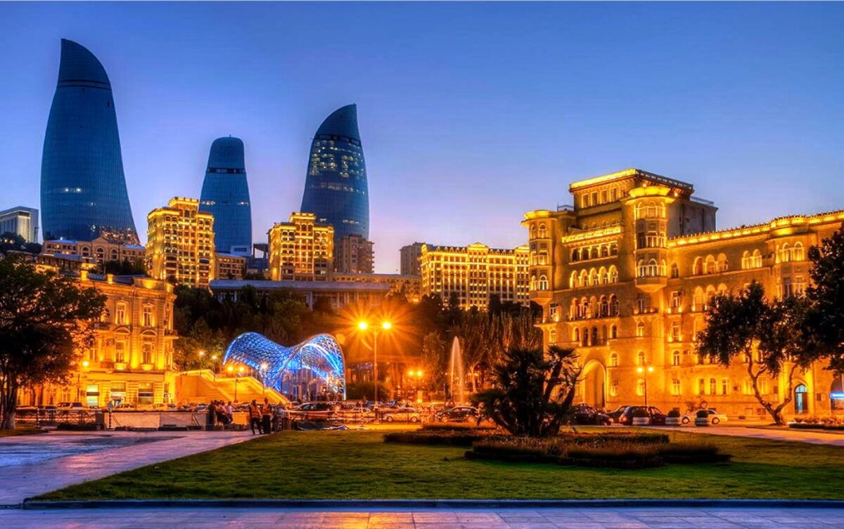 Город БАКУ. Азербайджан. КАКАЯ  КРАСОТА !