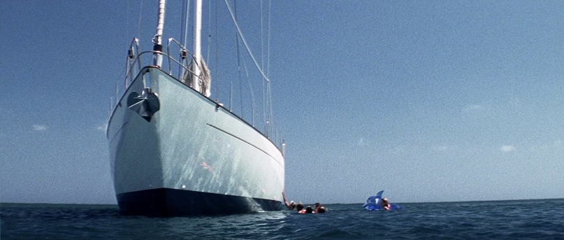 Кадр из фильма "Дрейф"