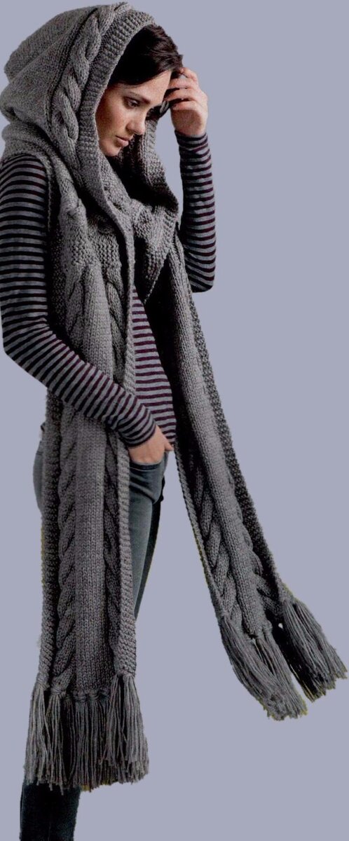Вязаный шарф спицами для женщин модные модели