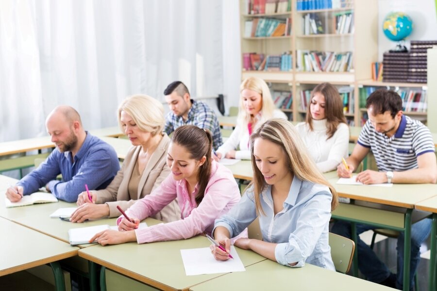 Курсы повышения квалификации бухгалтеров. Сайт https://careerist.ru/news/kursy-povysheniya-kvalifikacii.html