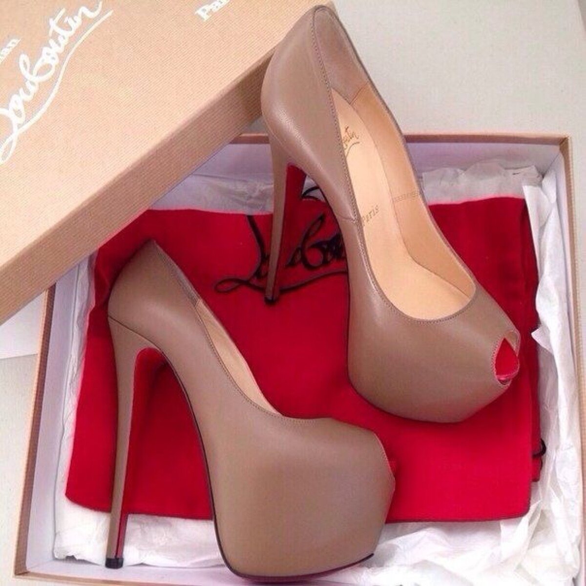 Туфли Christian louboutin