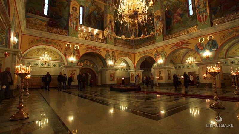 Собор изнутри 