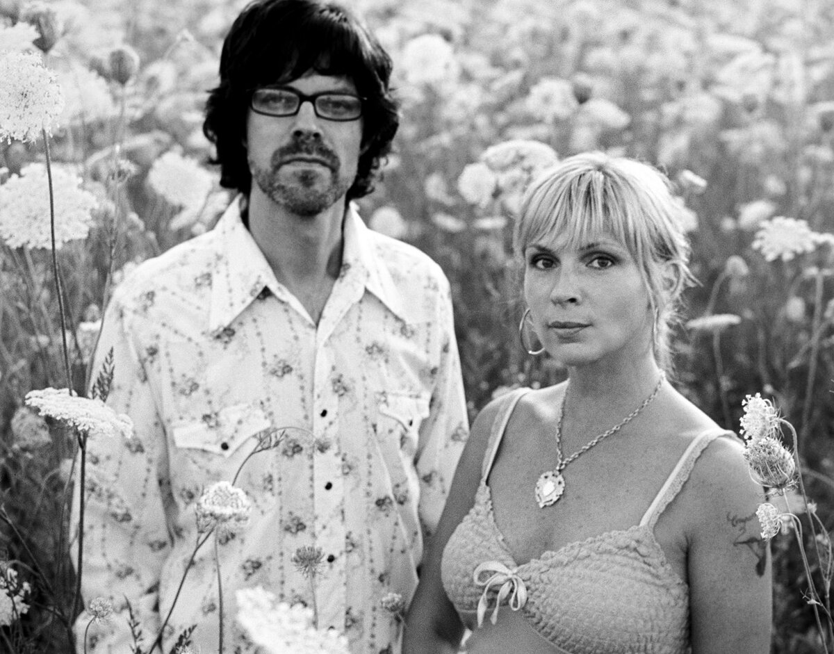 Over The Rhine: Linford Detweiler и Karin Bergquist в своей прекрасной Огайоской глухомани, где Бог так близок к человеку.