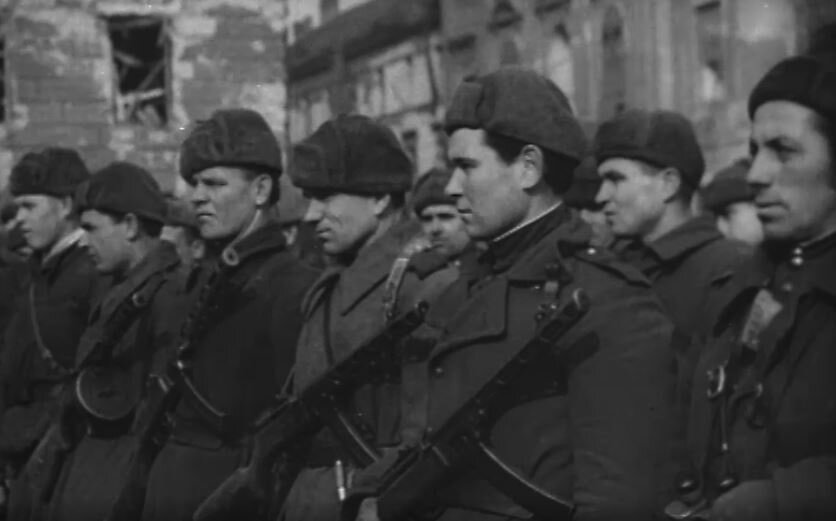 Кадр из фильма "Зима и весна сорок пятого. Фильм 1. Свежий ветер" (1971)