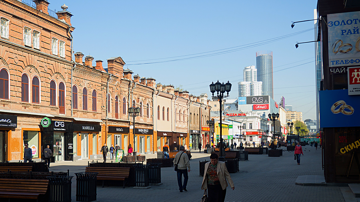 Многие сравнивают Екатеринбург с Санкт-Петербургом. Так ли похожи эти  города на самом деле | Следую за мечтой | Дзен