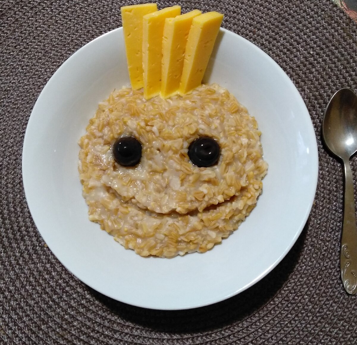 Овсянка - эх, жаль ее не предлагают в гостях 