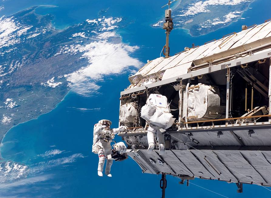 астронавты над Новой Зеландией