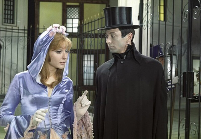 Кадр из фильма "Тень" (1971)