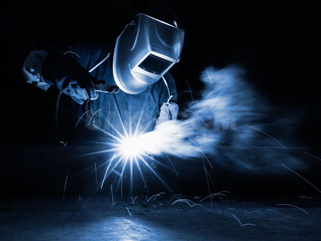 Выполню разовые сварочные работы а также работы по чертежам любой сложности. Пенсионерам скидка. 8 952 475 27 58 Иван