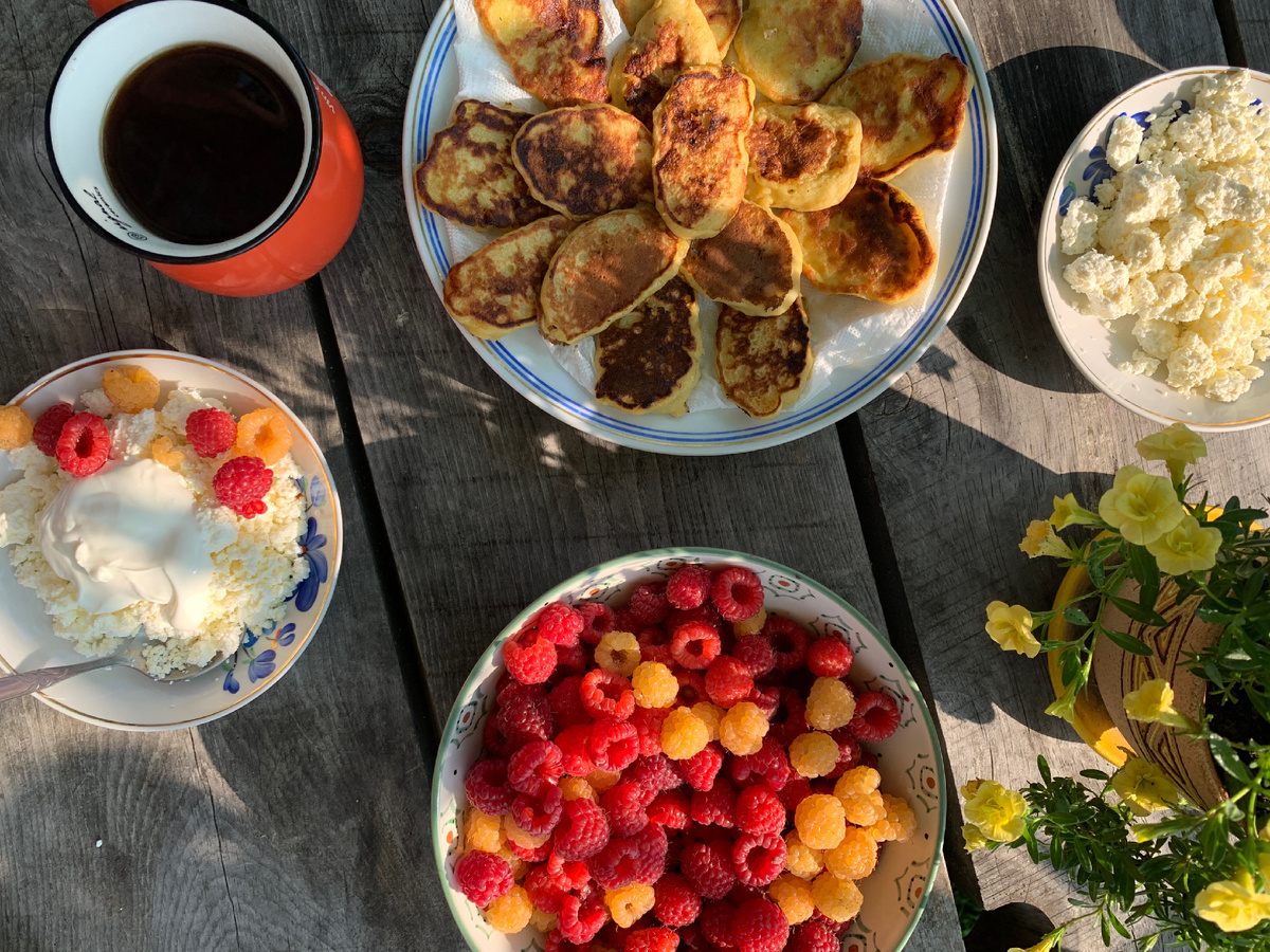 Сегодня нет ни тепла, ни света, ни солнца, поэтому фоточка будет б/ушная)) 