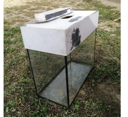 Крышка из пластика, сделана самостоятельно