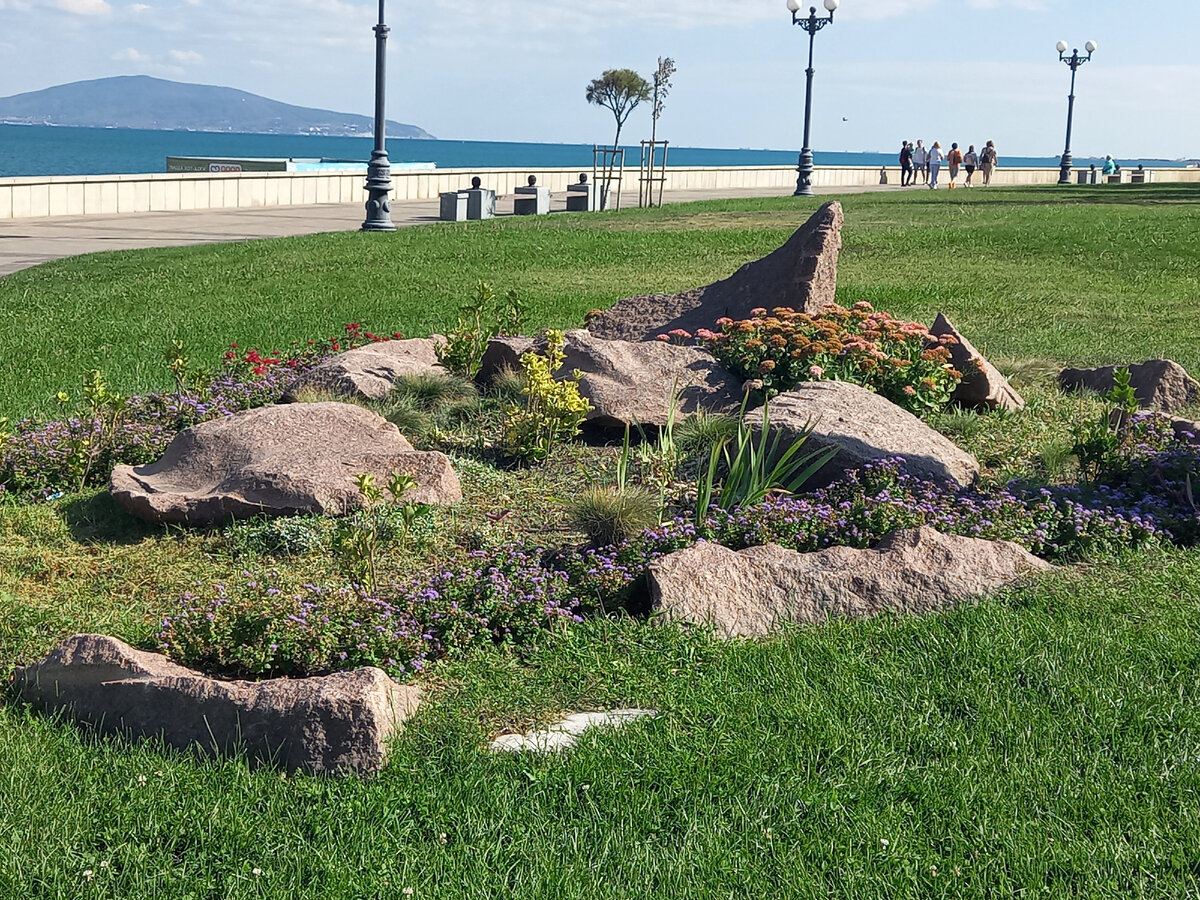 Новороссийск. Набережная.  Фото автора 