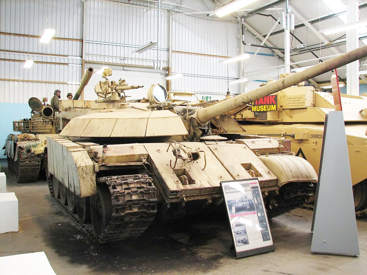 Бестурн т55. Танковый музей Бовингтон. Танковый музей Бовингтон t 72. Музей танков в Бовингтоне. Т-55 Энигма
