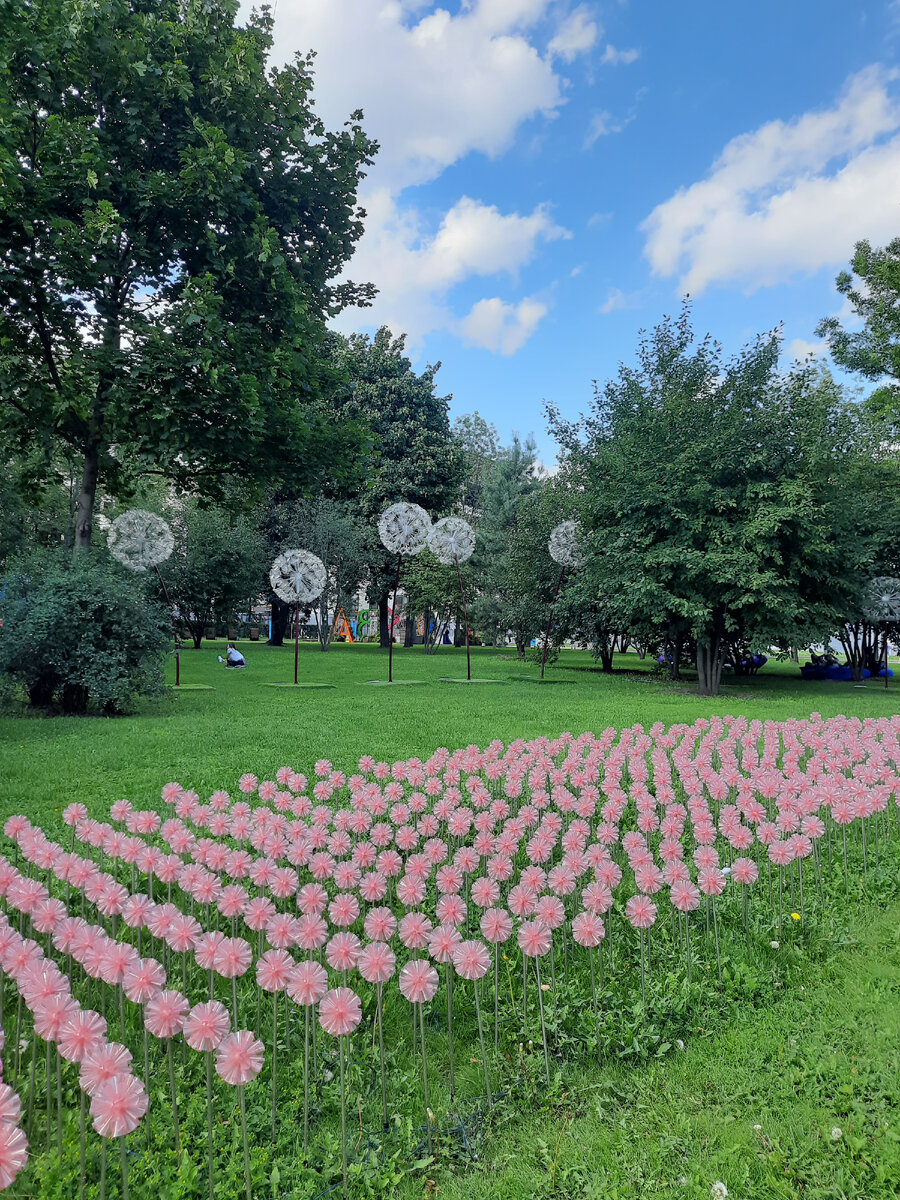 Вечером, наверное, здесь очень красиво
