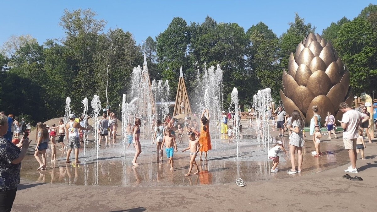 Когда спадет жара в нижнем новгороде. Когда жарко Миасс лето.