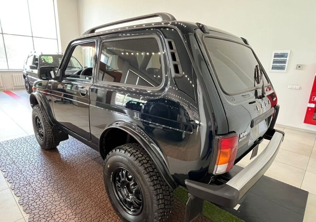 Купить новый Lada (ВАЗ) Niva Legend 2021-2025 Bronto 1.7 MT (83 л.с.) 4WD бензин