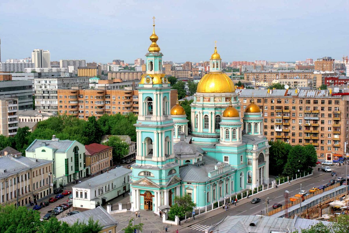 список храмов в москве