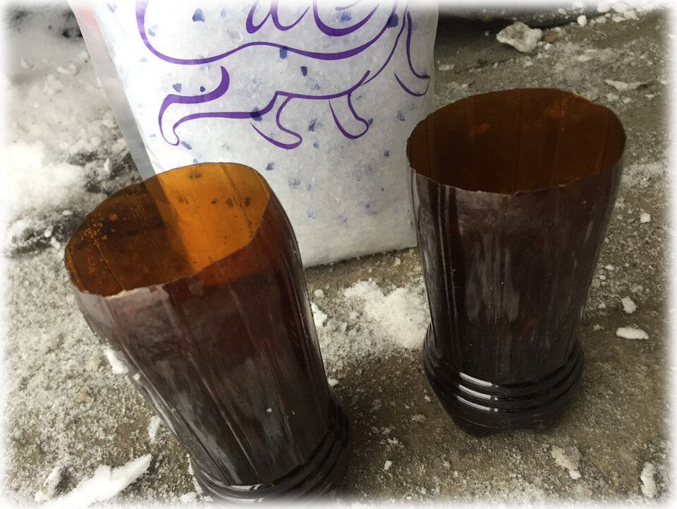 Стаканчики из бутылок