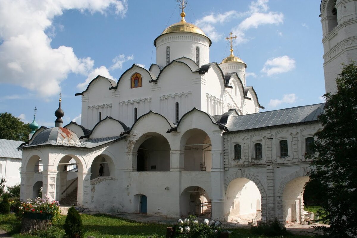 Свято Покровский женский монастырь города Суздаля