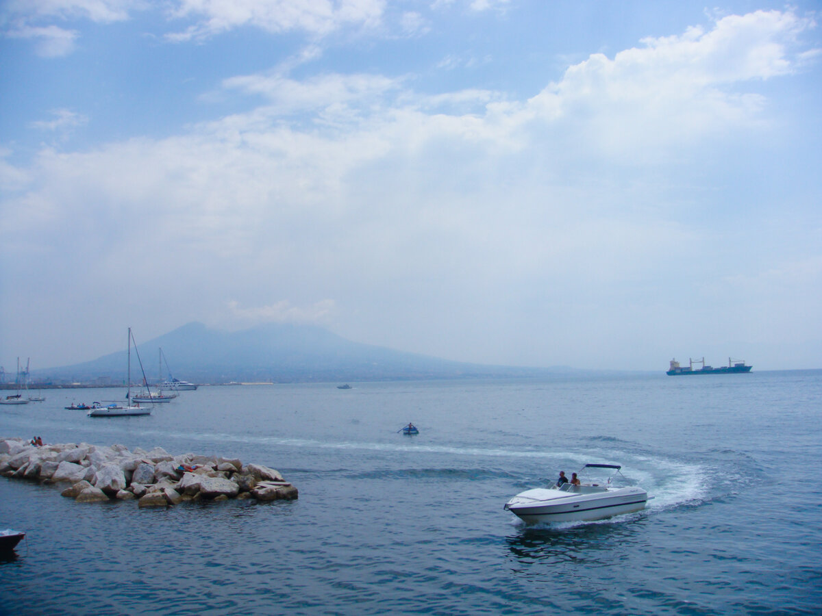 Неаполь, Италия 