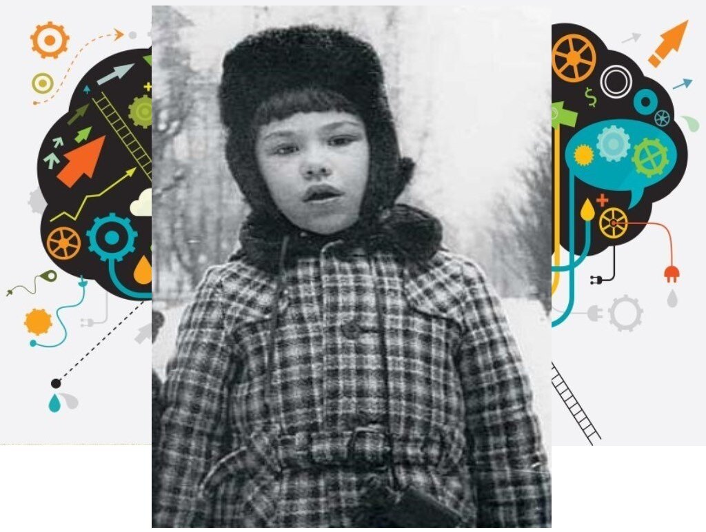 Детство человека. Люди в детстве и взрослые. Ужасная фотография в детстве. Взрослый с лицом ребенка. Люди в детстве и взрослые.