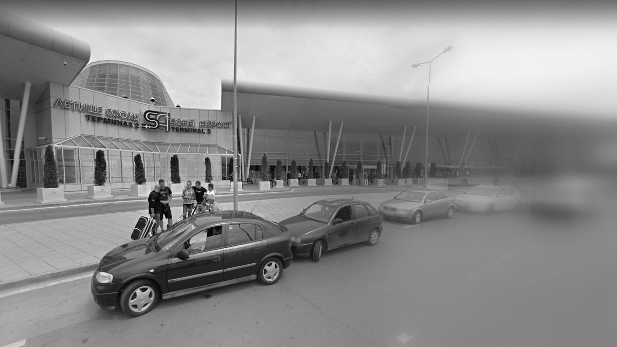 Терминал 2 не е решение. Той е преместването на едни битови проблеми от България в друго място, с добавянето на други, не толкова битови, но още по-тежки и нерешими проблеми.