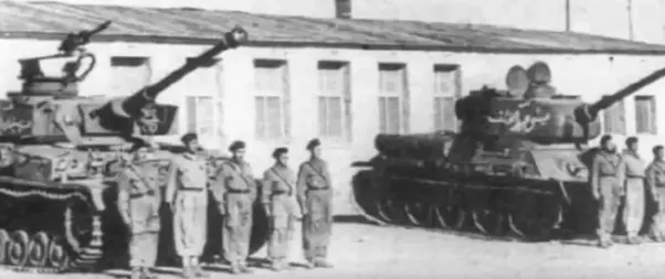 Сирийские Т-34-85 и Pz.Kpfw IV. Техника бывших противников в одном строю - примета арабо-израильских войн.