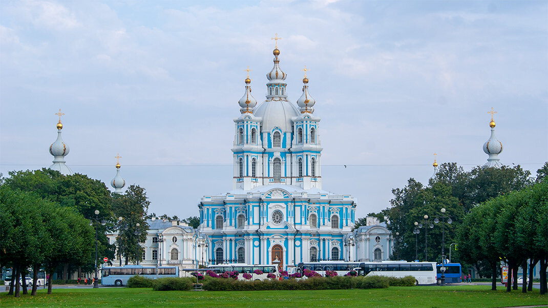 Санкт петербург картинки смольный собор