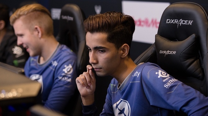 Sumail игрок EG, который в 16 лет заработал около миллиона долларов.