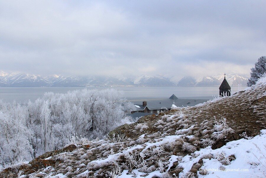 Севанаванк Армения зимой