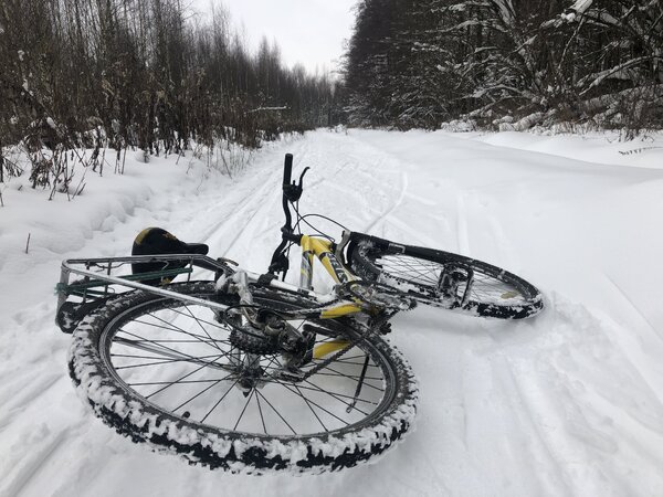 После падения на велосипеде!