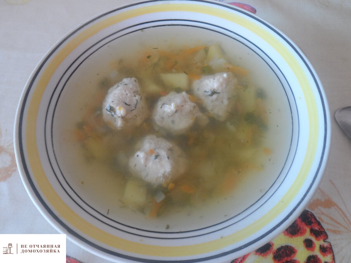 Легкий картофельный супчик с фрикадельками для вкусного обеда