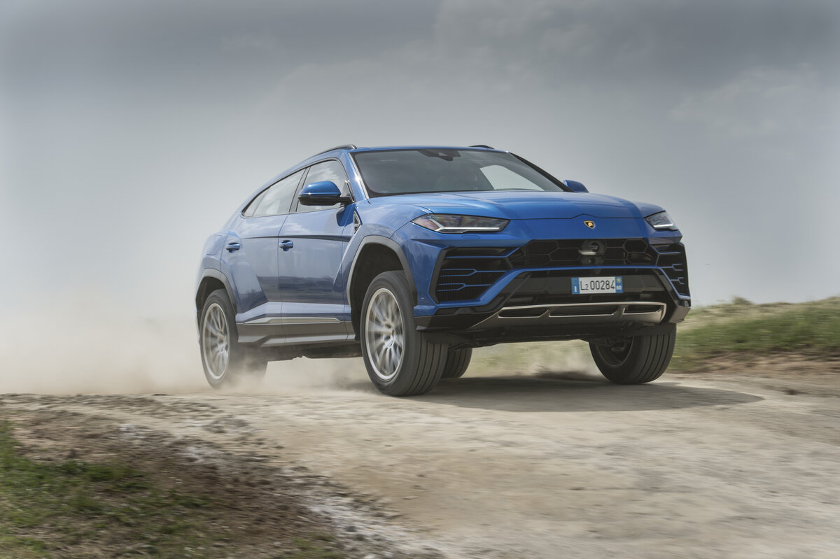 Lamborghini показала Urus на бездорожье | Motor1 Россия | Дзен